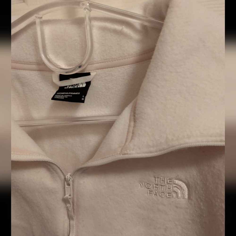 The North Face Fleece Quarter Zip Pullover - Picture 2 of 6